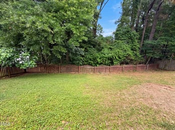 128 Morena Dr, Holly Springs, NC 27540