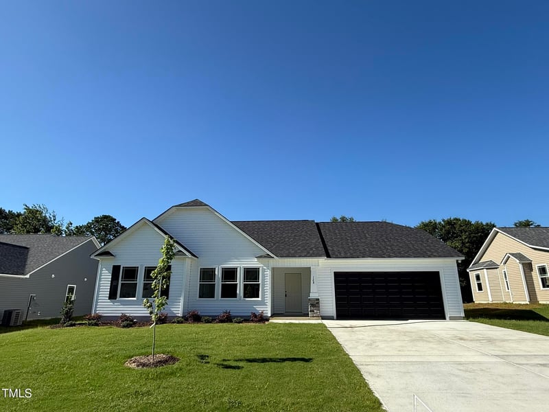 128 Oakfield Trace Dr, Four Oaks, NC 27524