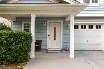 128 Palmdale Ct, Holly Springs, NC 27540