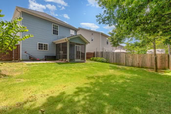128 Palmdale Ct, Holly Springs, NC 27540