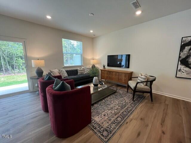 128 Parker Ln, Mebane, NC 27302