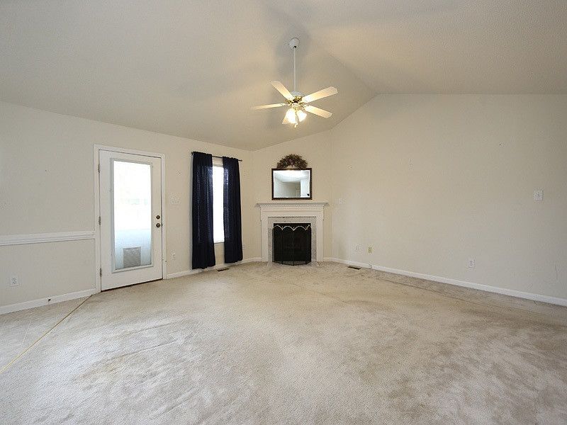 128 Pay Day Ln, Clayton, NC 27520