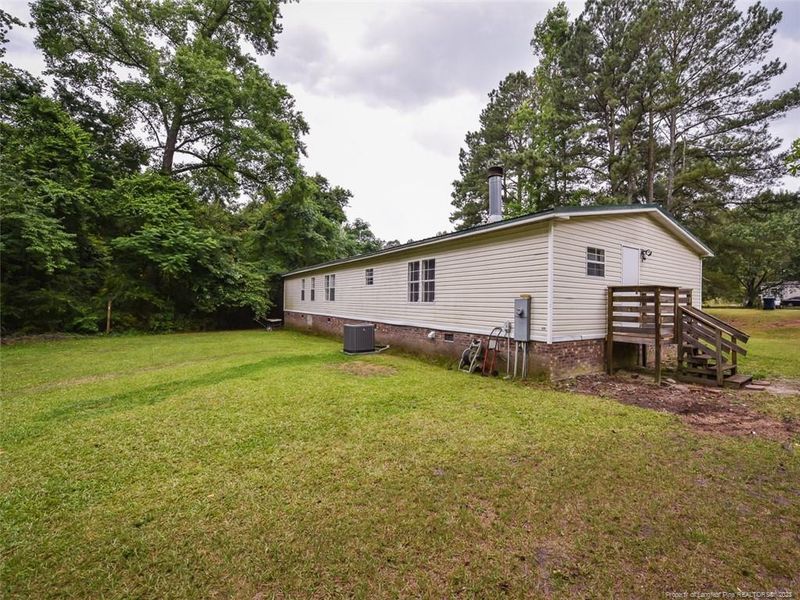 128 Pine Needles Dr, Lillington, NC 27546