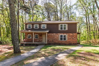 128 Rainbow Ct, Cary, NC 27511