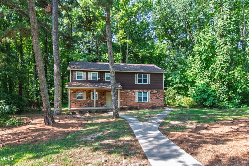 128 Rainbow Ct, Cary, NC 27511