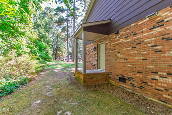 128 Rainbow Ct, Cary, NC 27511