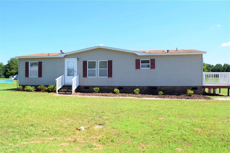 128 Ray Dr, Smithfield, NC 27577