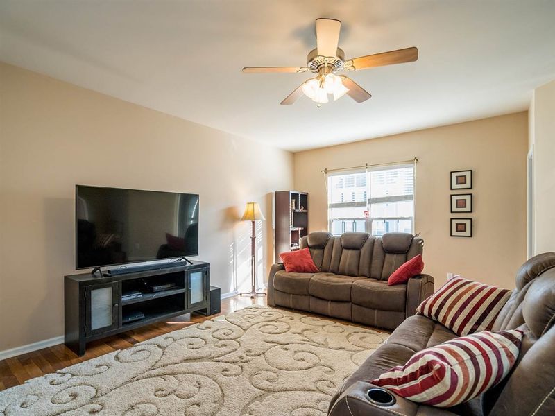 128 Ruby Walk Dr, Morrisville, NC 27560