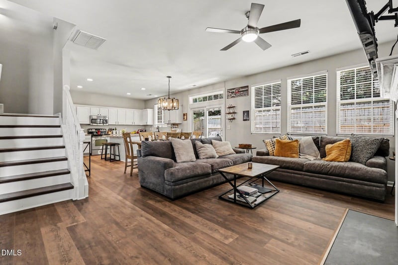128 Smart Ct, Clayton, NC 27520