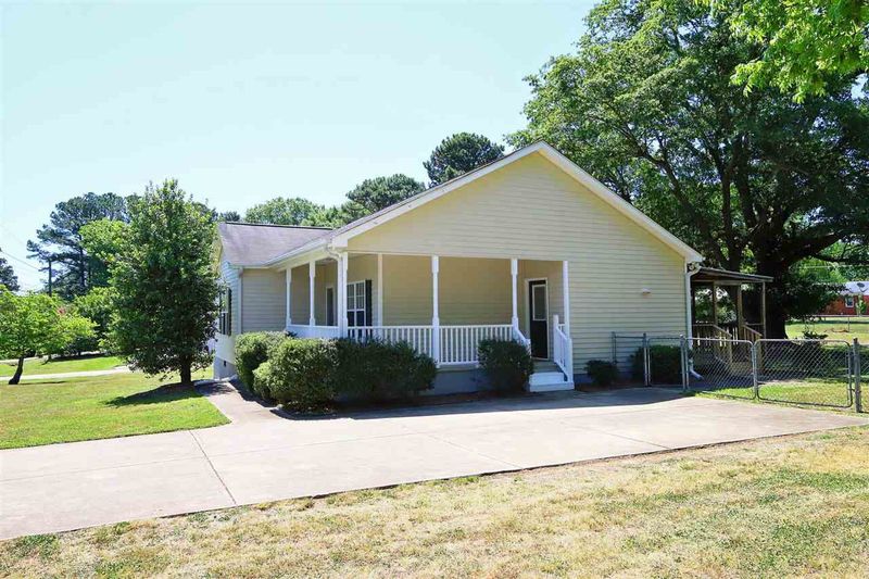 128 Spring Park Rd, Wake Forest, NC 27587