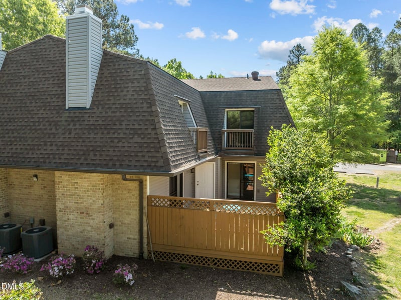 128 Springberry Ln, Chapel Hill, NC 27517