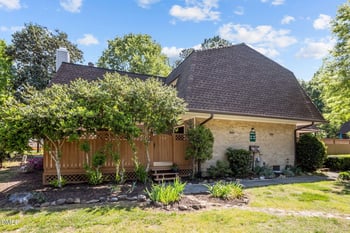 128 Springberry Ln, Chapel Hill, NC 27517