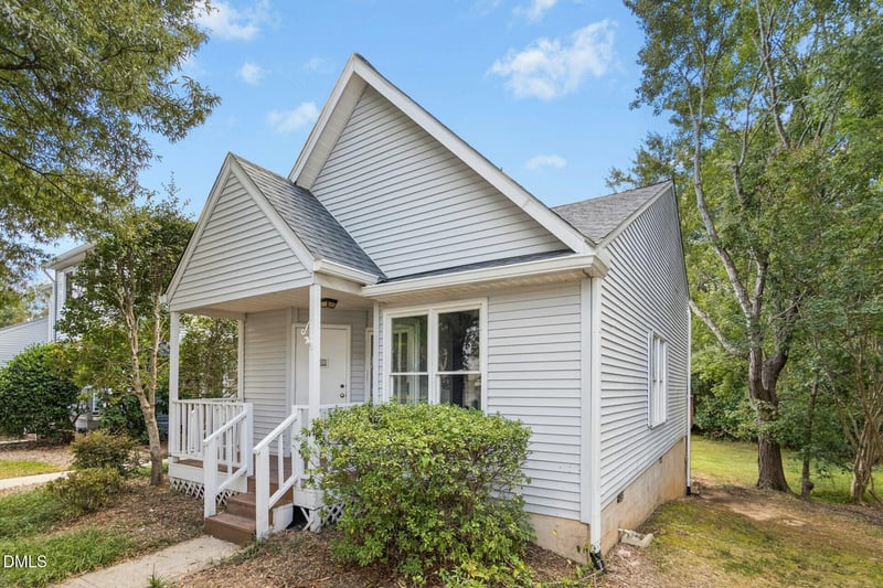 128 St Andrews Ln, Chapel Hill, NC 27517