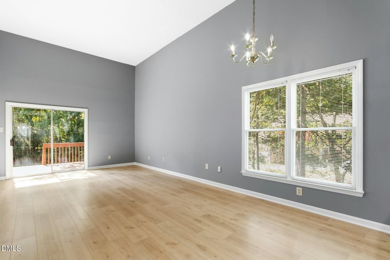 128 St Andrews Ln, Chapel Hill, NC 27517