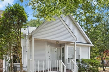 128 St Andrews Ln, Chapel Hill, NC 27517