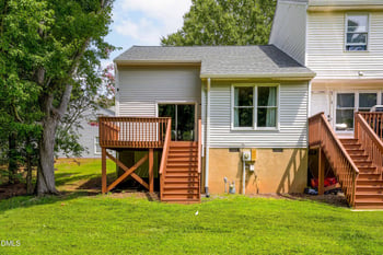 128 St Andrews Ln, Chapel Hill, NC 27517