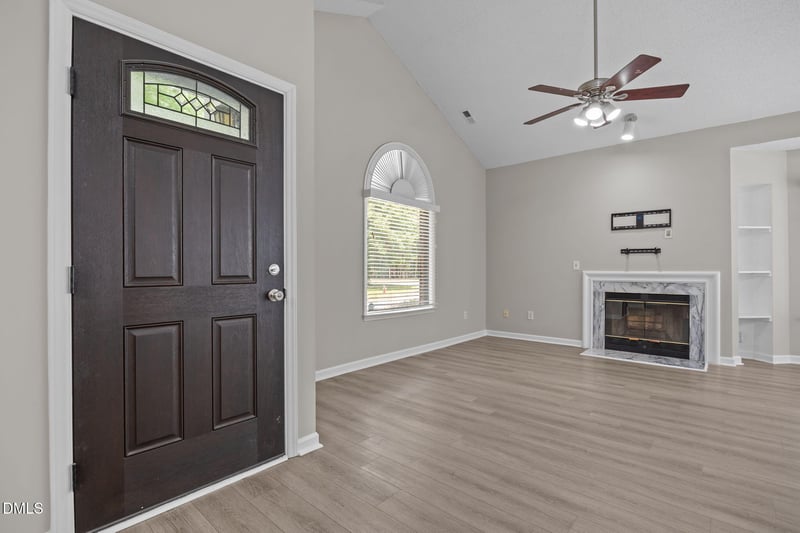128 Sterlingdaire Dr, Cary, NC 27511