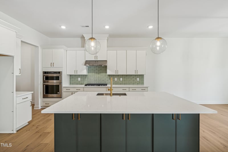 128 Stonender Dr, Holly Springs, NC 27540