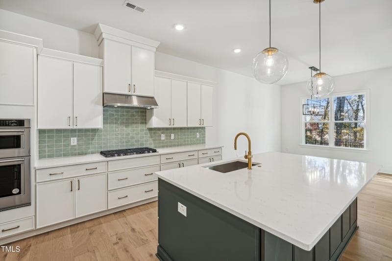 128 Stonender Dr, Holly Springs, NC 27540