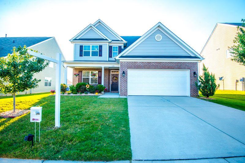 128 Sunflower Way, Clayton, NC 27527