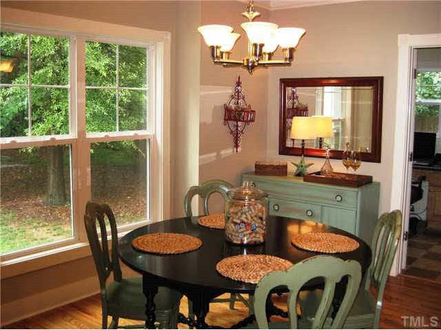 128 E Vernon Ave, Wake Forest, NC 27587