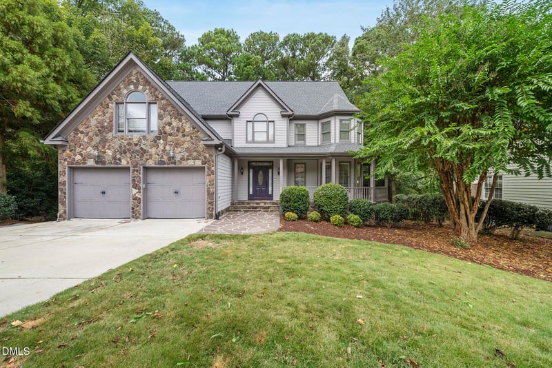 128 Wheatsbury Dr, Cary, NC 27513