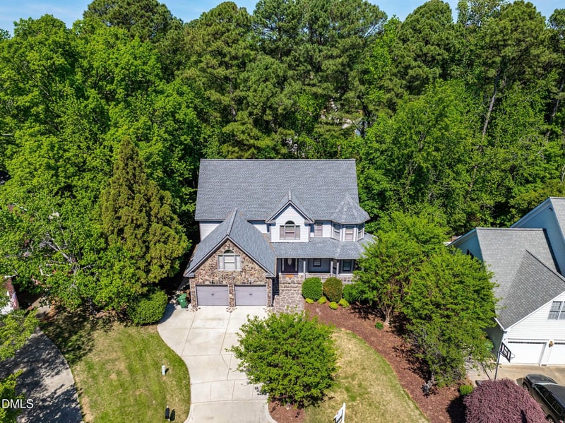 128 Wheatsbury Dr, Cary, NC 27513
