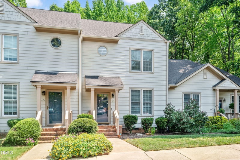128 Windward Ct, Cary, NC 27513
