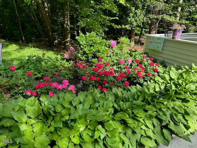 128 Woodglen Dr, Cary, NC 27518