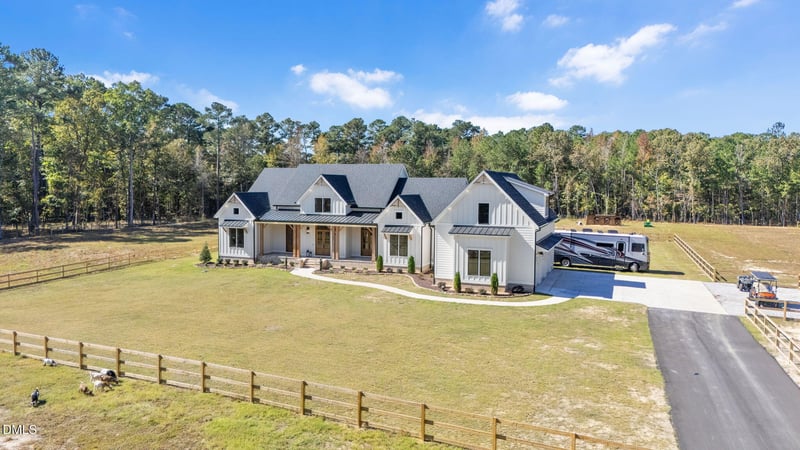 1280 Dickinson Rd, Smithfield, NC 27577