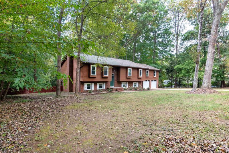 12804 Beech Wood Ct, Raleigh, NC 27614