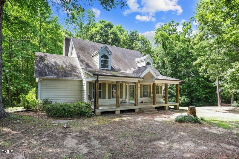 12808 Old Stage Rd, Willow Springs, NC 27592