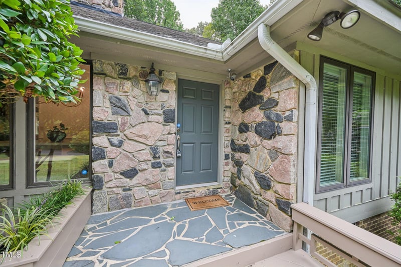 12812 Lindley Dr, Raleigh, NC 27614