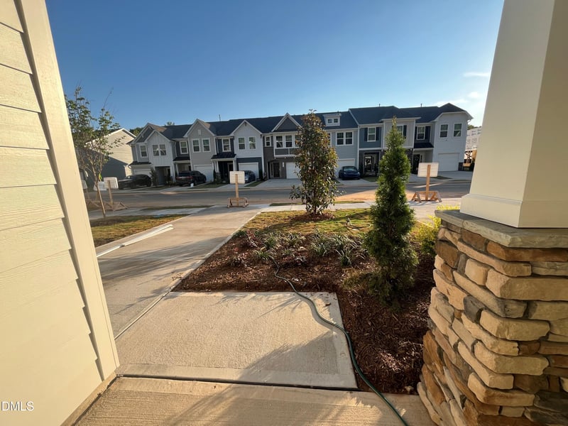1282 Hammond Dr, Mebane, NC 27302