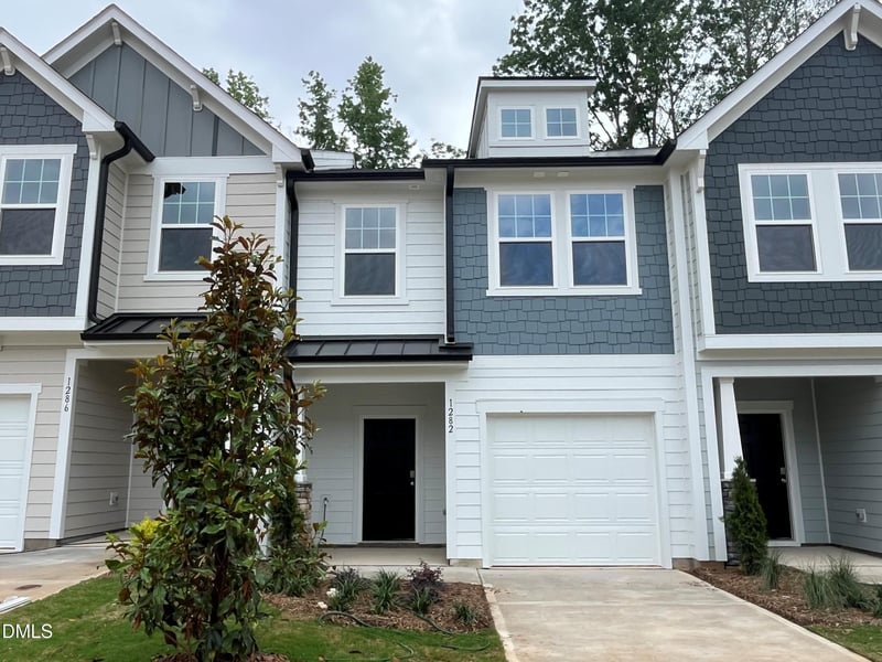 1282 Hammond Dr, Mebane, NC 27302
