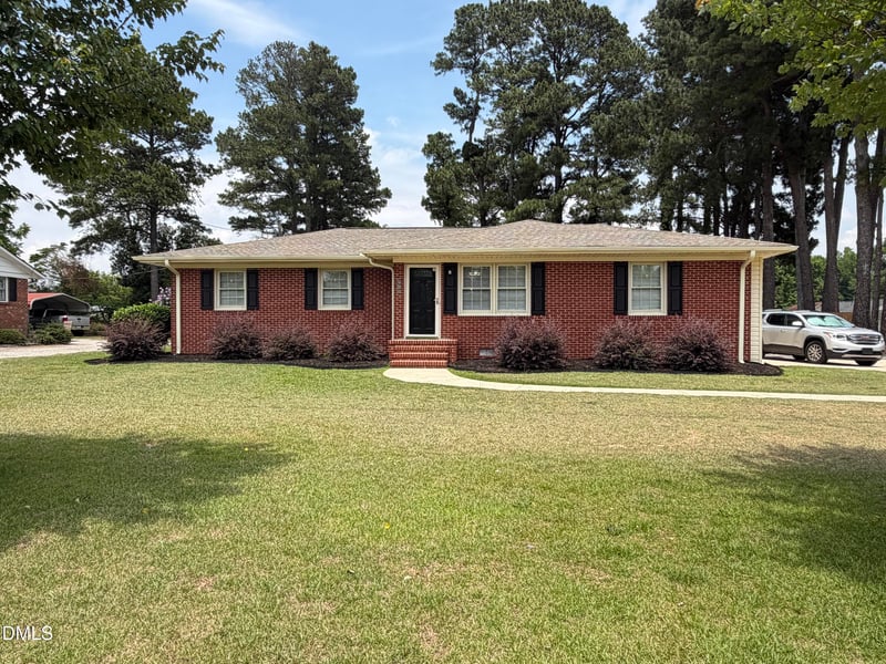 1282 Nc 27 , Benson, NC 27504
