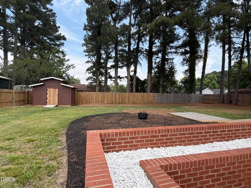 1282 Nc 27 , Benson, NC 27504