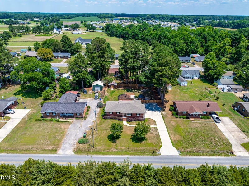 1282 Nc 27 , Benson, NC 27504