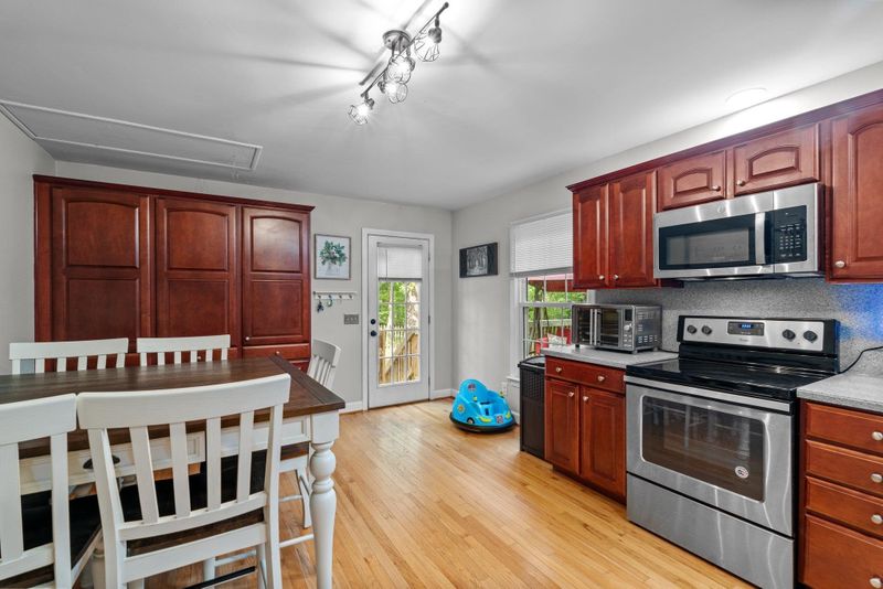1284 Cotten Rd, Sanford, NC 27330