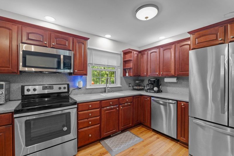 1284 Cotten Rd, Sanford, NC 27330