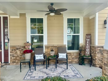 1284 Dairy Glen Dr, Fuquay Varina, NC 27526