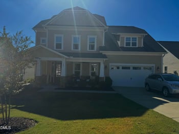 1284 Dairy Glen Dr, Fuquay Varina, NC 27526