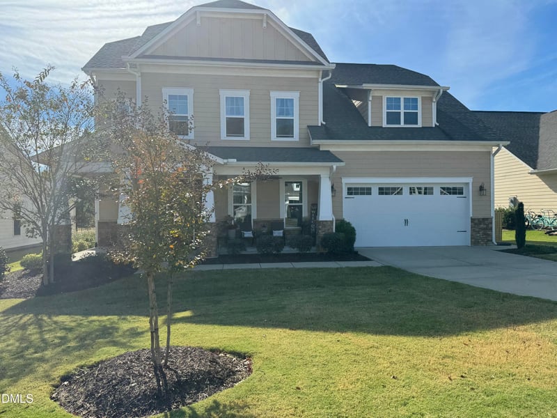 1284 Dairy Glen Dr, Fuquay Varina, NC 27526