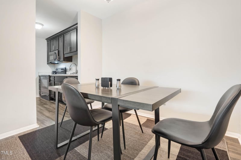 1287 Schaub Dr #J, Raleigh, NC 27606