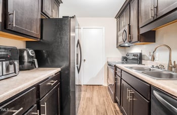 1287 Schaub Dr #J, Raleigh, NC 27606