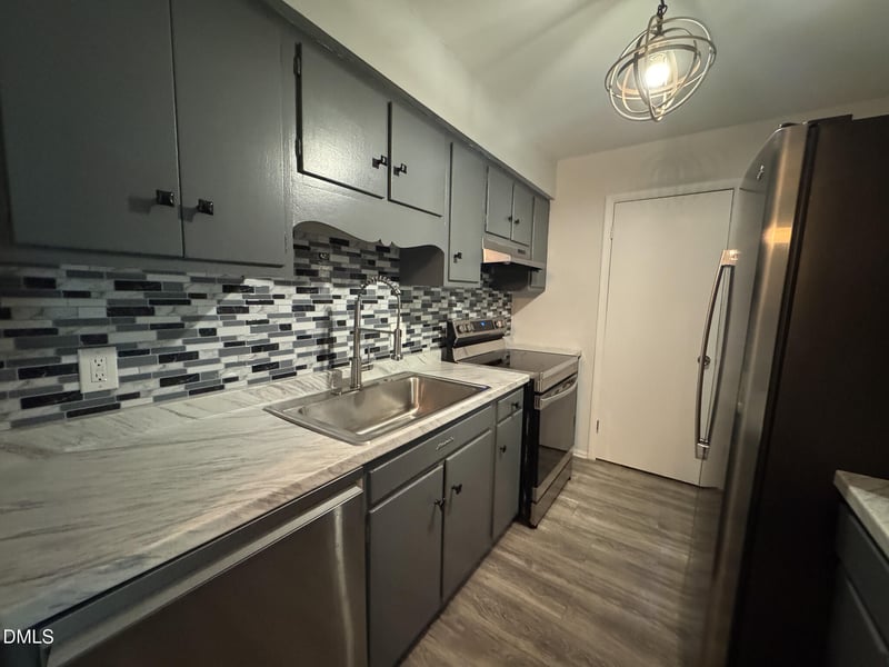 1287 Schaub Dr, Raleigh, NC 27606