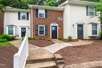 129 Assembly Ct, Cary, NC 27511