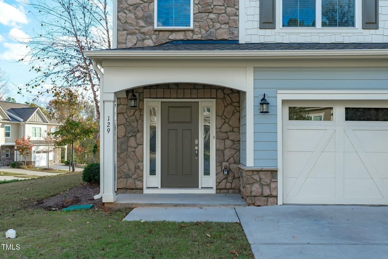 129 Bowerbank Ln, Apex, NC 27539