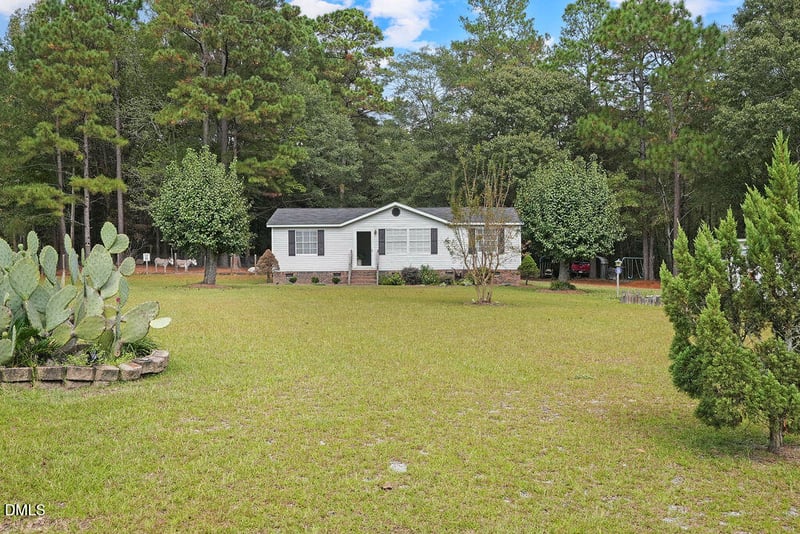 129 Brandon Ln, Coats, NC 27521