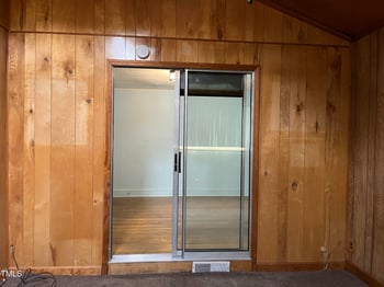 129 Bullock St, Henderson, NC 27536